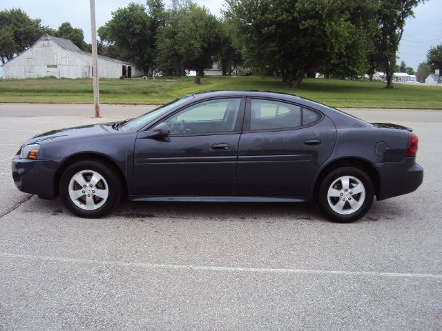 Pontiac Grand Prix Unknown Sedan