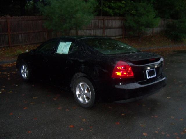 Pontiac Grand Prix 2008 photo 4