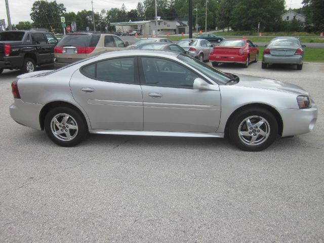 Pontiac Grand Prix 2008 photo 1