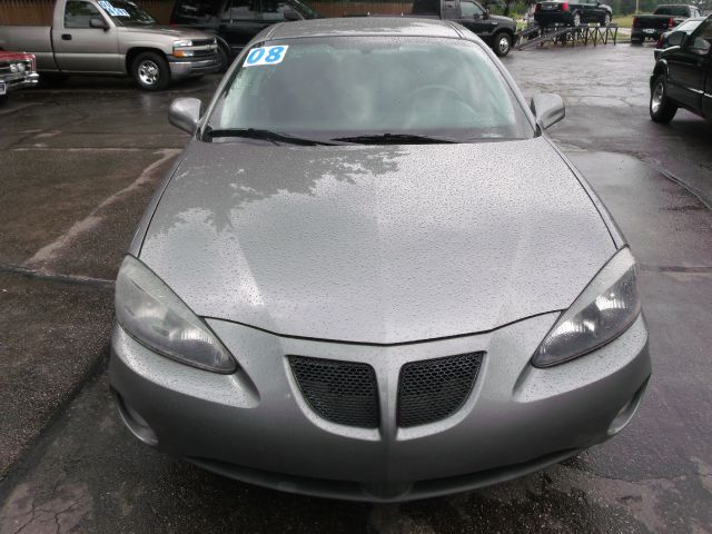 Pontiac Grand Prix 2008 photo 2