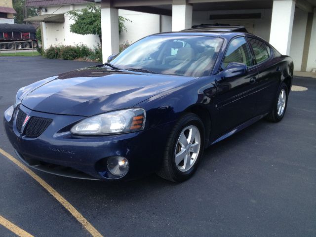 Pontiac Grand Prix 2008 photo 4