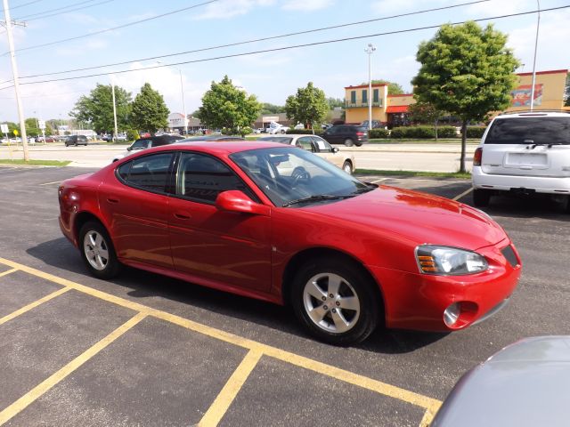 Pontiac Grand Prix 2008 photo 2