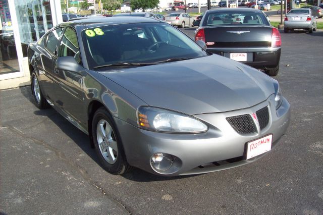 Pontiac Grand Prix 2008 photo 10