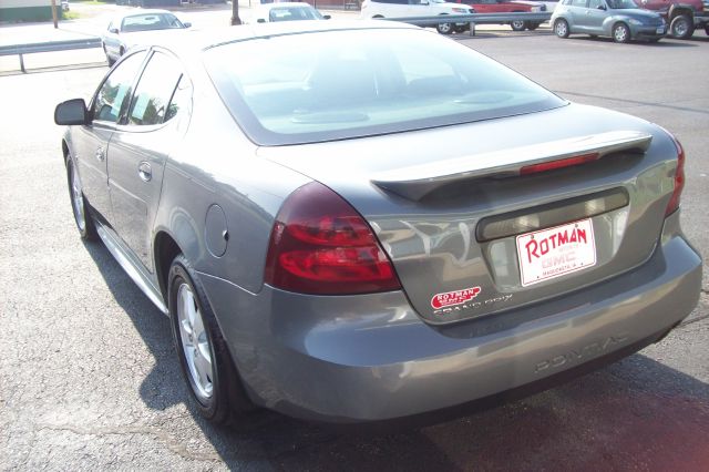 Pontiac Grand Prix 2008 photo 3