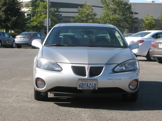 Pontiac Grand Prix 2008 photo 4