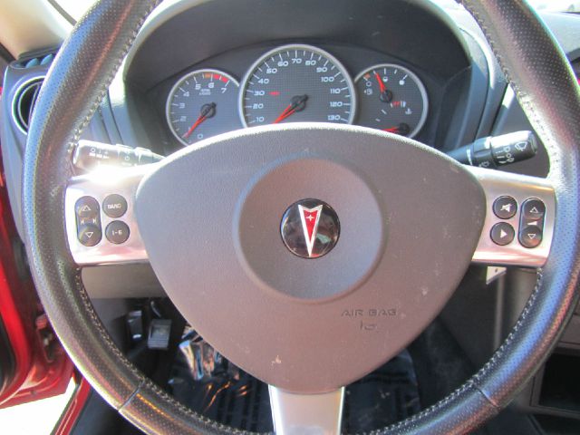 Pontiac Grand Prix 2008 photo 1