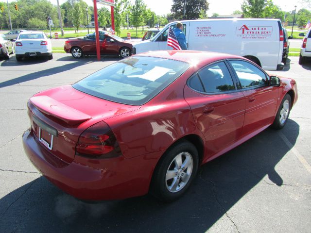 Pontiac Grand Prix 2008 photo 30