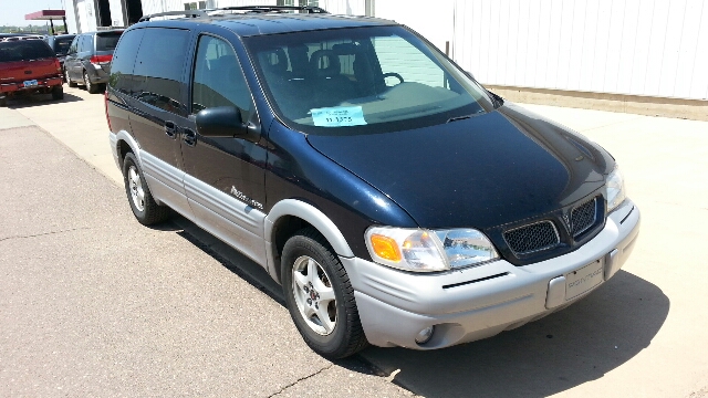 Pontiac Montana 2000 photo 2