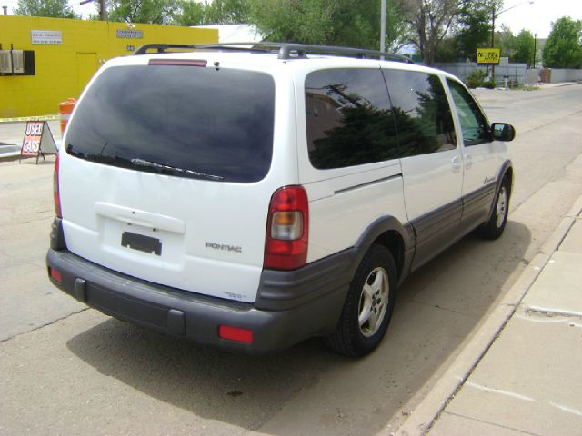 Pontiac Montana 2000 photo 9