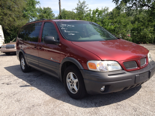 Pontiac Montana 2000 photo 2