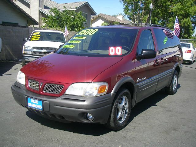 Pontiac Montana 2000 photo 2