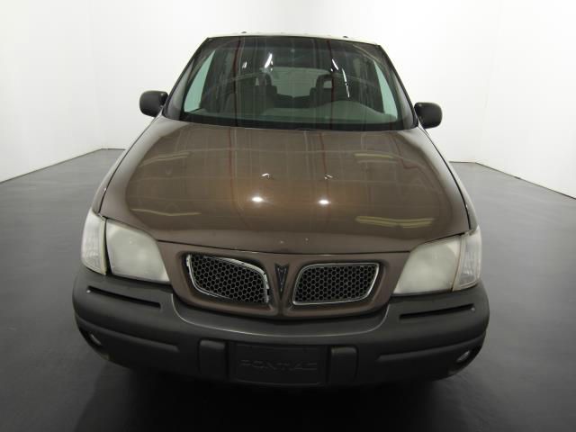 Pontiac Montana 2000 photo 2