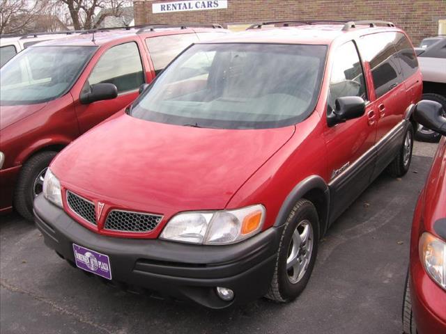 Pontiac Montana 2001 photo 1