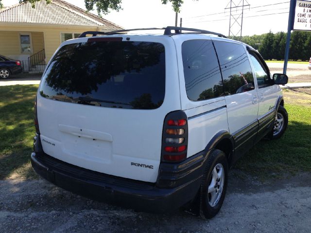 Pontiac Montana 2001 photo 32