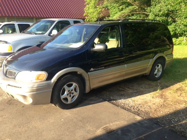 Pontiac Montana Doublecab LG BD MiniVan