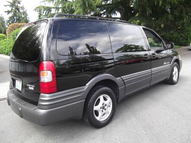 Pontiac Montana 2001 photo 8