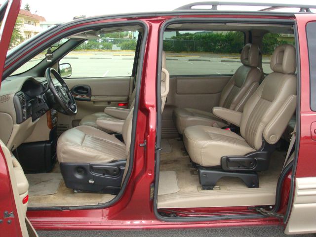 Pontiac Montana 2002 photo 10