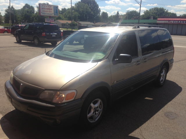 Pontiac Montana 2002 photo 4