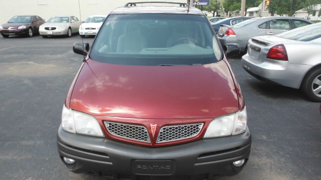 Pontiac Montana 2002 photo 1