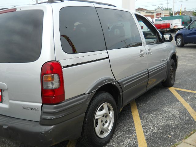 Pontiac Montana 2002 photo 9