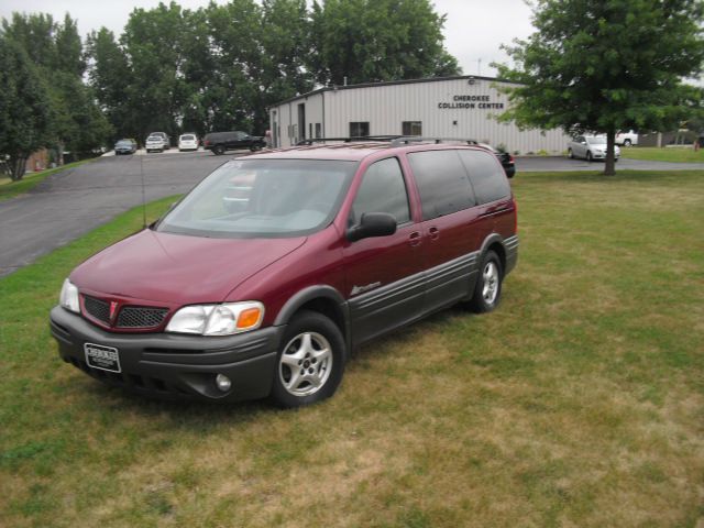 Pontiac Montana 2003 photo 1