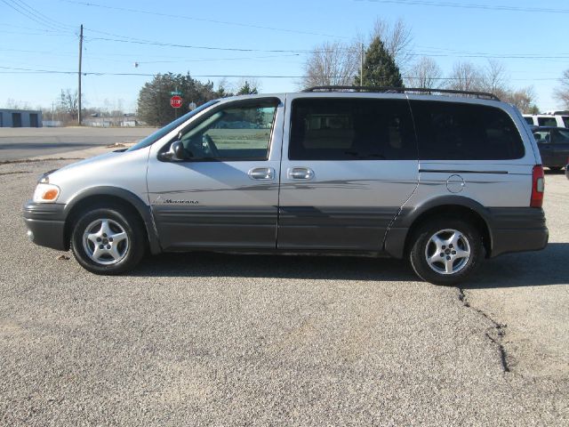 Pontiac Montana 2003 photo 2