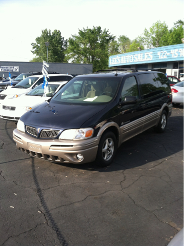 Pontiac Montana 2003 photo 2