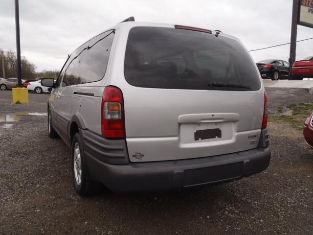 Pontiac Montana 2003 photo 3