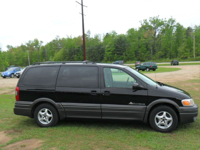 Pontiac Montana 2003 photo 2