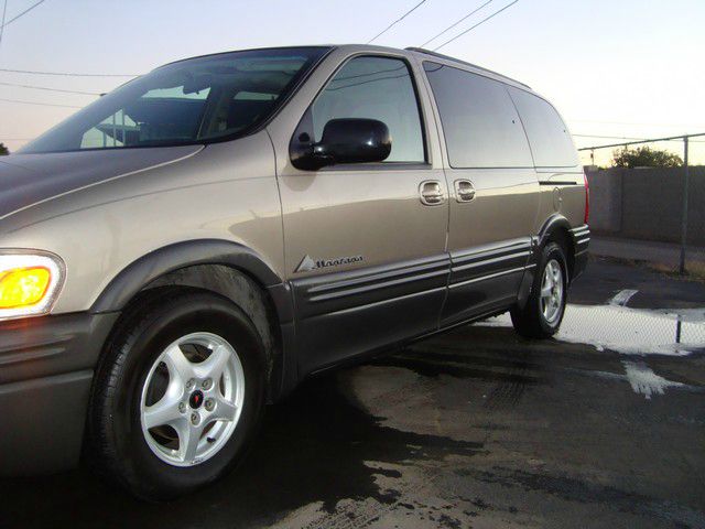 Pontiac Montana 2003 photo 3