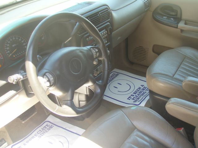 Pontiac Montana 2003 photo 3