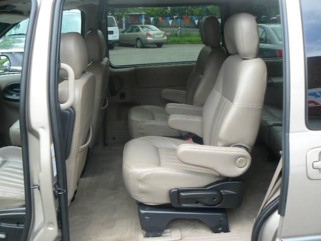 Pontiac Montana 2003 photo 2