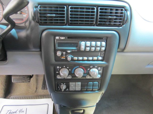 Pontiac Montana 2003 photo 5