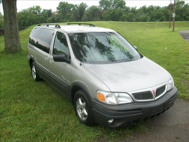 Pontiac Montana 2004 photo 1