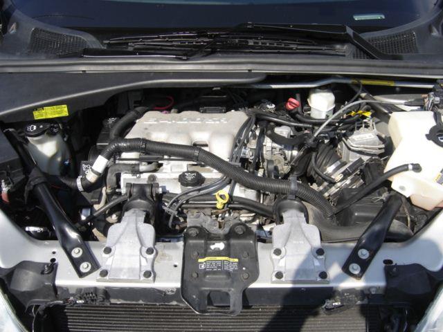 Pontiac Montana 2004 photo 1