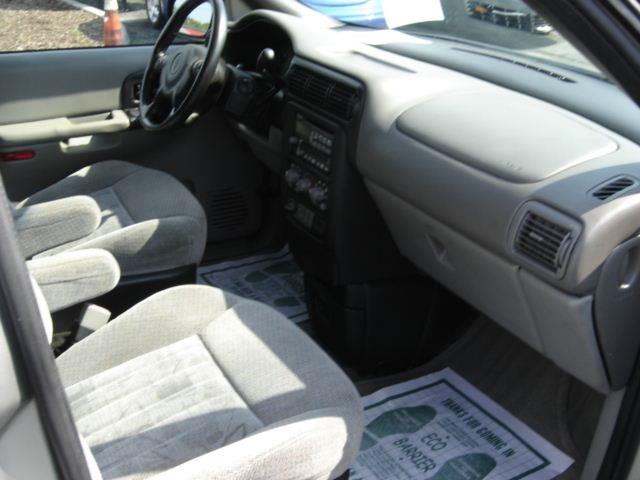 Pontiac Montana 2004 photo 11