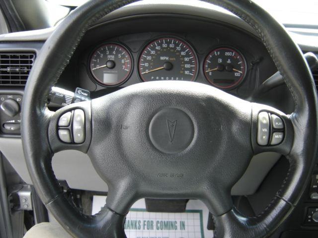 Pontiac Montana 2004 photo 6