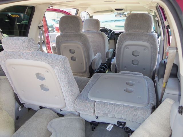 Pontiac Montana 2004 photo 3