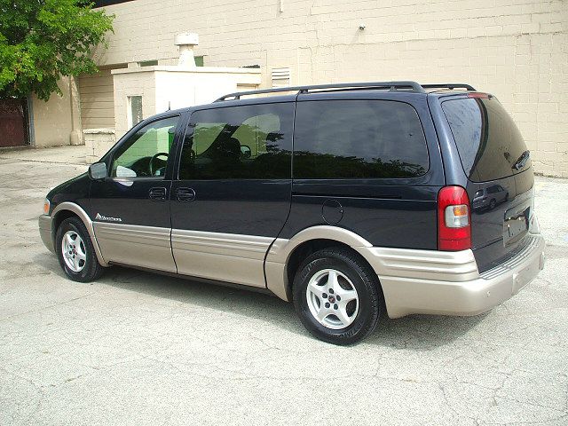 Pontiac Montana 2004 photo 3