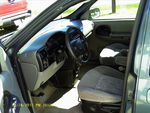 Pontiac Montana 2004 photo 5