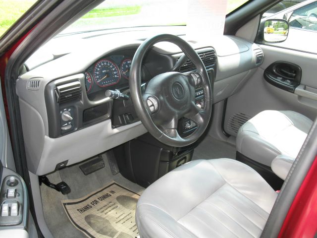 Pontiac Montana 2004 photo 3