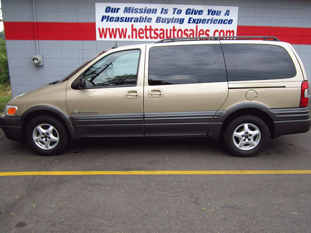 Pontiac Montana SE MiniVan