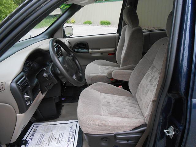 Pontiac Montana 2005 photo 7