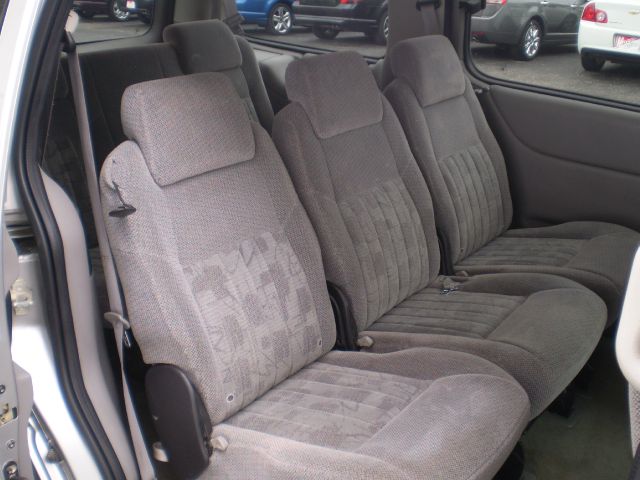 Pontiac Montana 2005 photo 8