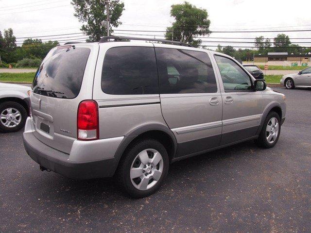 Pontiac Montana SV6 2006 photo 1