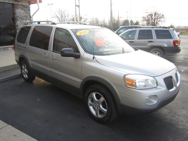 Pontiac Montana SV6 2006 photo 1