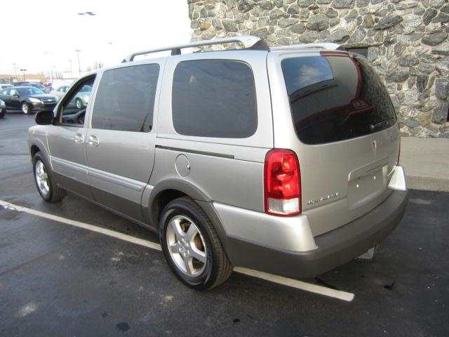 Pontiac Montana SV6 2006 photo 3