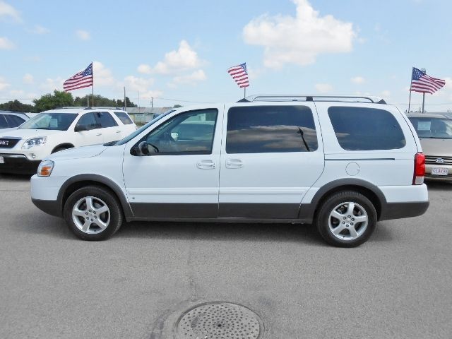 Pontiac Montana SV6 2006 photo 1