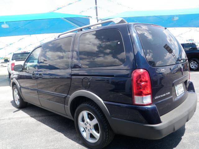 Pontiac Montana SV6 2006 photo 2