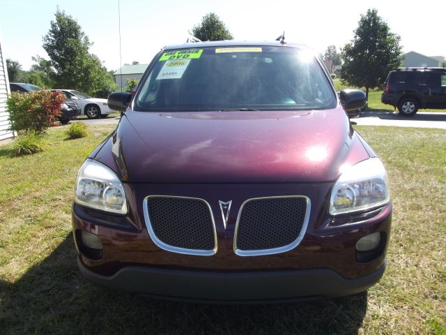 Pontiac Montana SV6 2006 photo 2